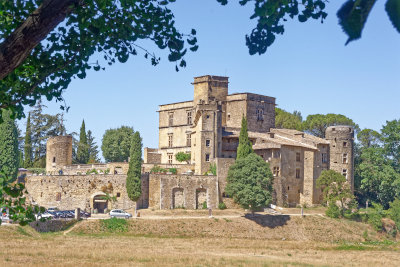 Le château de Lourmarin - Luberon